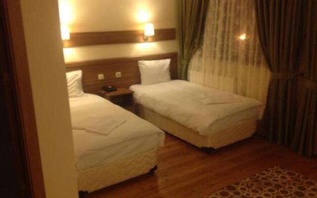 Rhebas Hotel