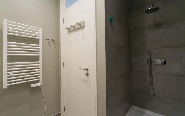 ALTIDO Luxurious 3-bedroom Apt with Terrace in Intendente