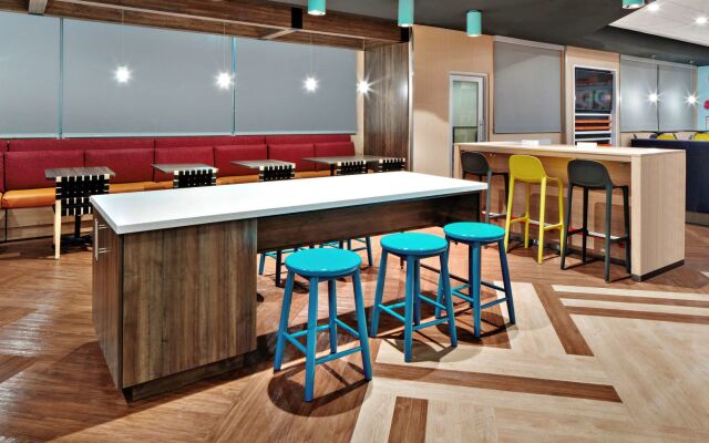 TRU by Hilton Terrell