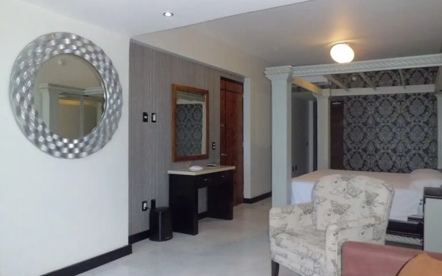 Condo Royal 605