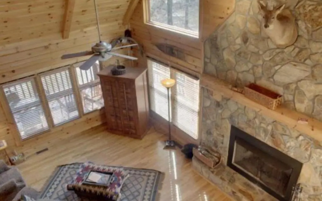 River Escape On The Toccoa