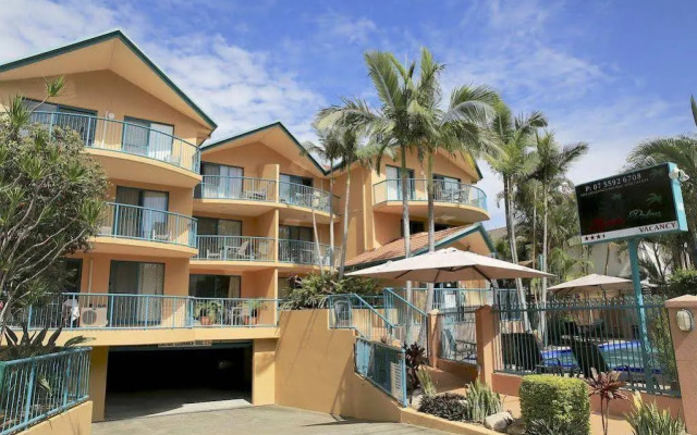 Karana Palms Self Contained Apartments