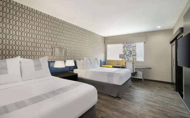 GLo Best Western Tulsa-Catoosa East Route 66