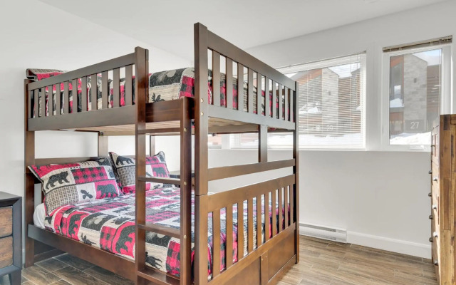 22- Chalet à Louer à Stoneham