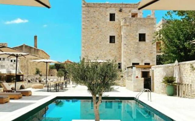 Areos Polis Hotel