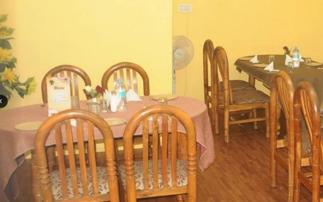 Ample Inn