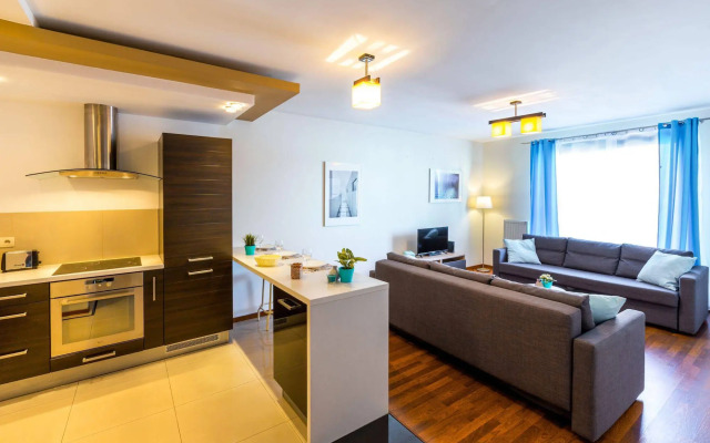 FriendHouse Apartments - City Center