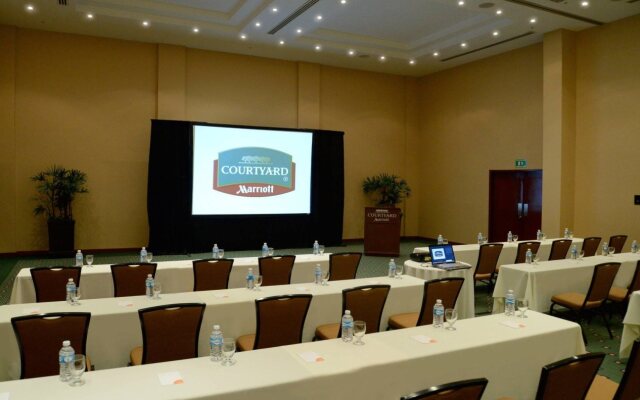 Courtyard By Marriott Cancun Airport