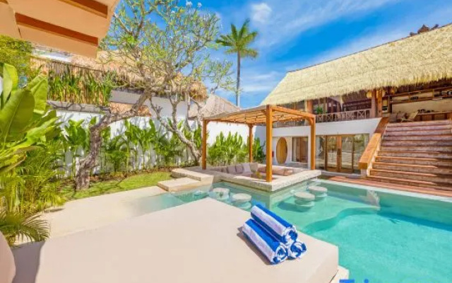 Villa Atlanta - Luxury 7BDR, Prime Location – Pool – Kuta