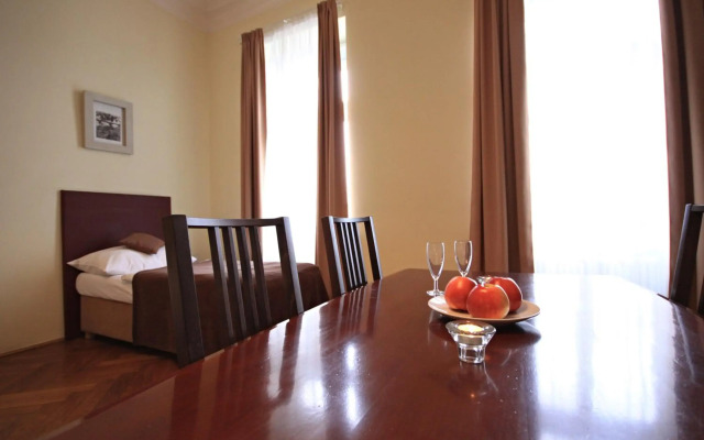 RiverView Apartments