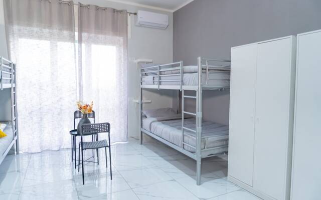 Hostel Partenope