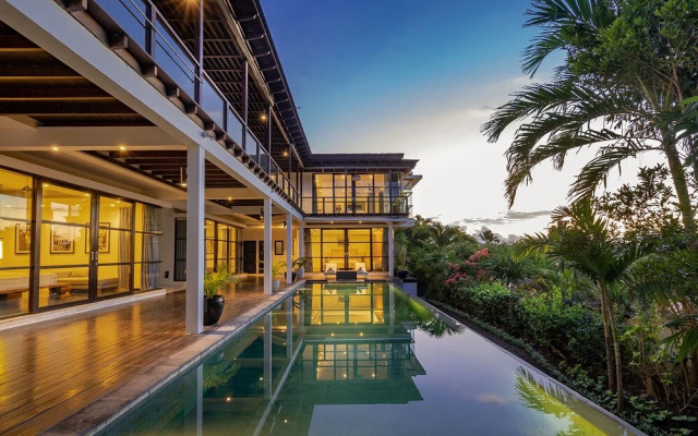Olivia Estate