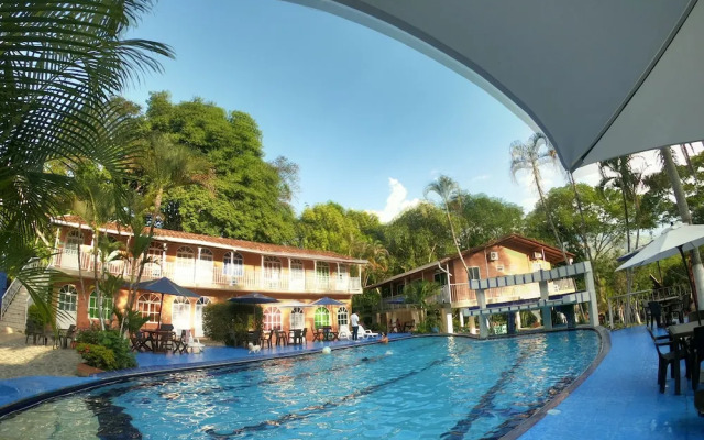 Portón de Occidente by Bernalo Hotels