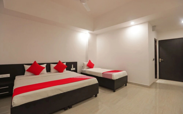 OYO 43440 Hotel Belmorrise