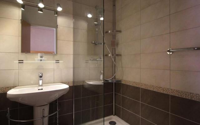 Appartement Auris, 1 pièce, 4 personnes - FR-1-297-25