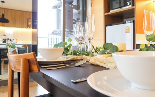 Lakeside Residences by NLA