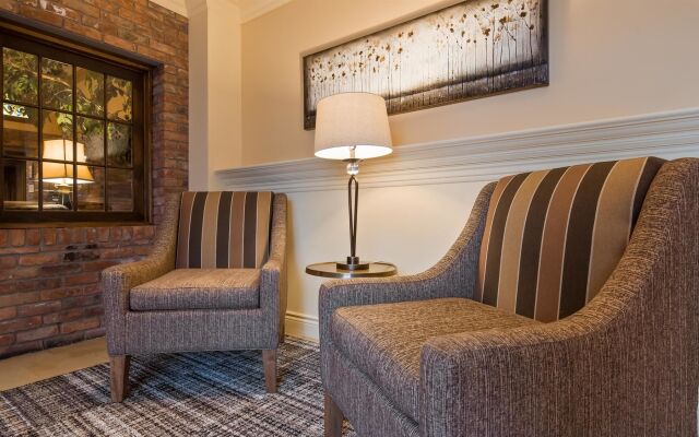 Best Western Parkway Inn & Conference Centre