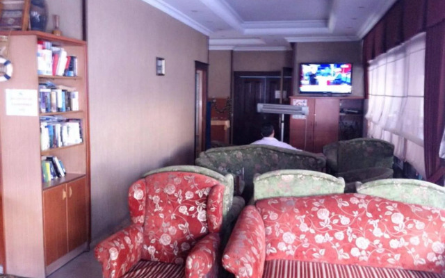 Oasis Otel