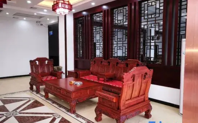 Yunyang shanlihong Hotel