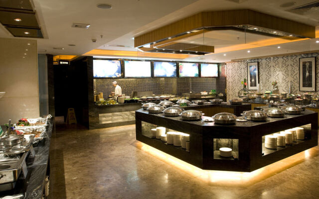 Pengke Ingenious Hotel MIXC Branch
