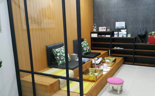 Hotel At Home
