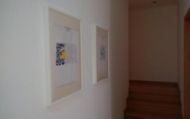 Watching Azores Apartments (R)