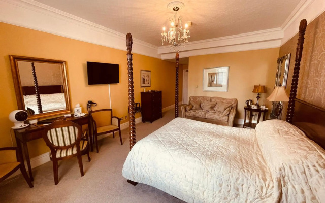Nuthurst Grange Country House Hotel