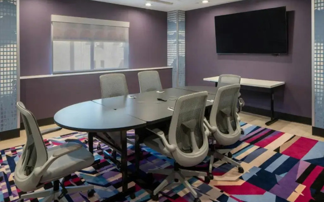 Aloft Memphis Downtown