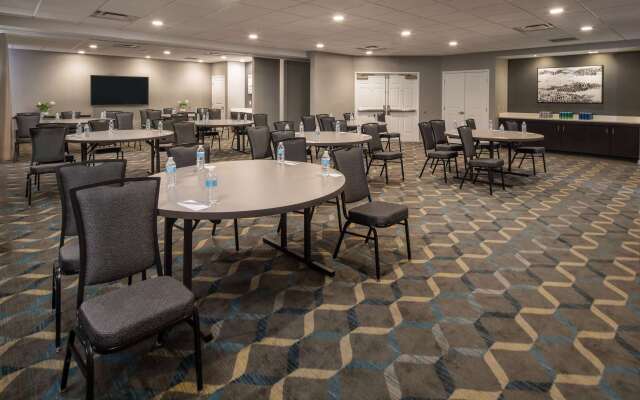 Sonesta ES Suites Fairfax Fair Lakes