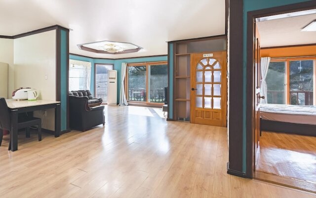 Pocheon Sehrounkkum Pension