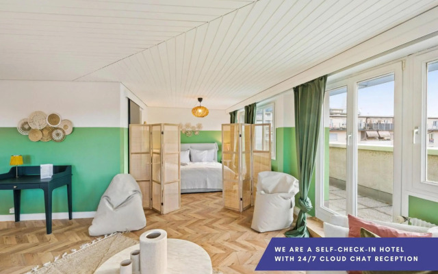 Becozy Self Check-in & Pop-up Hotel
