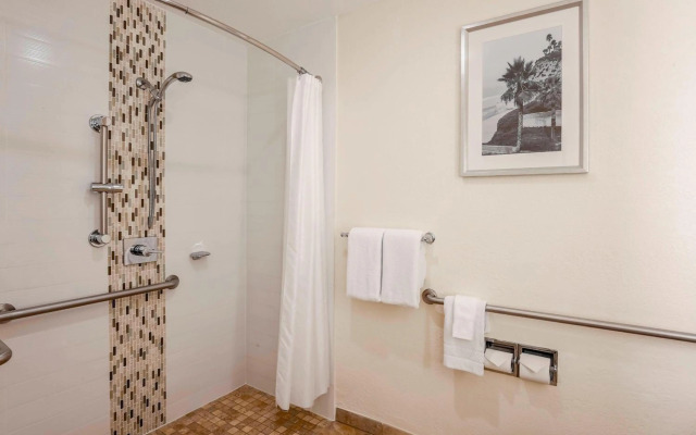 Courtyard by Marriott San Diego Del Mar/Solana Beach