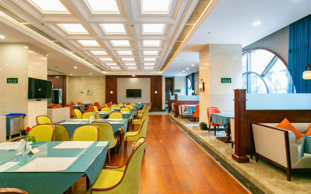 Jiu Long Ying Bin Hotel