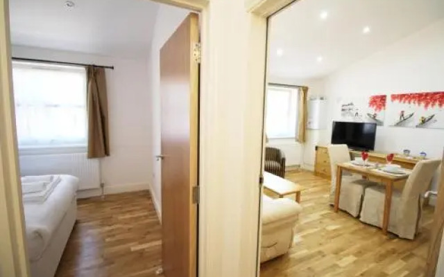 Wellesley Road Apartments