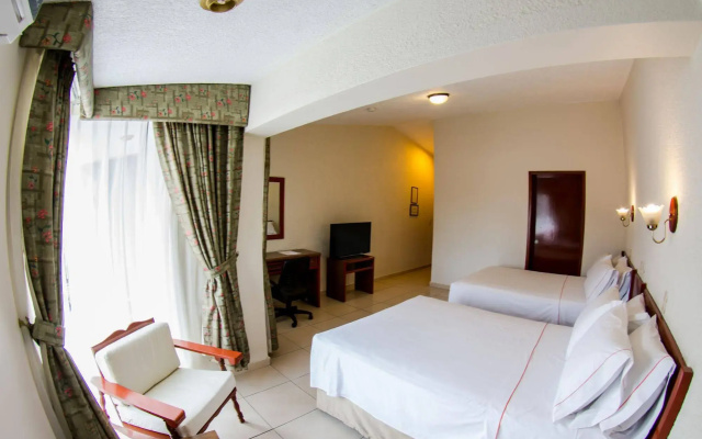 Hotel Estancia Business Class