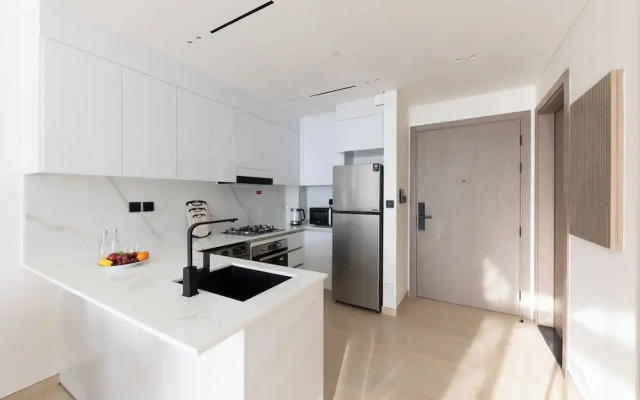 Cozy 1BR in Binghatti Emerald