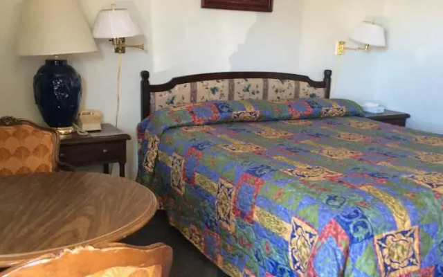 Economy Inn