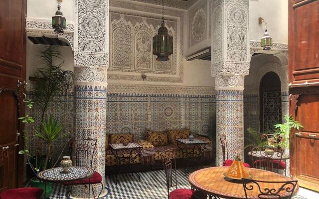 Riad Chao Mama Guesthouse - Hostel