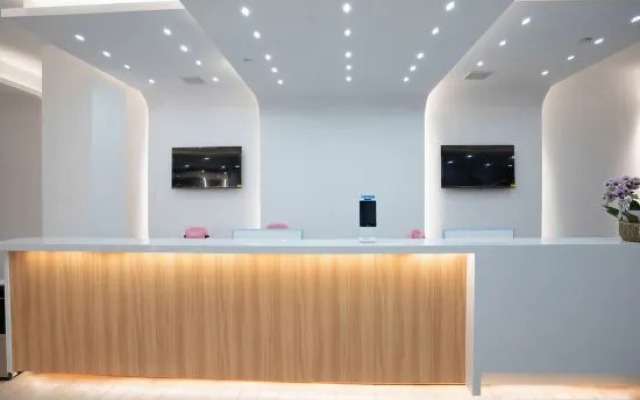 Yuyao WACE Game Game Hotel