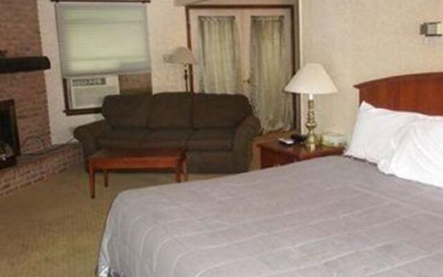 Rodeway Inn & Suites