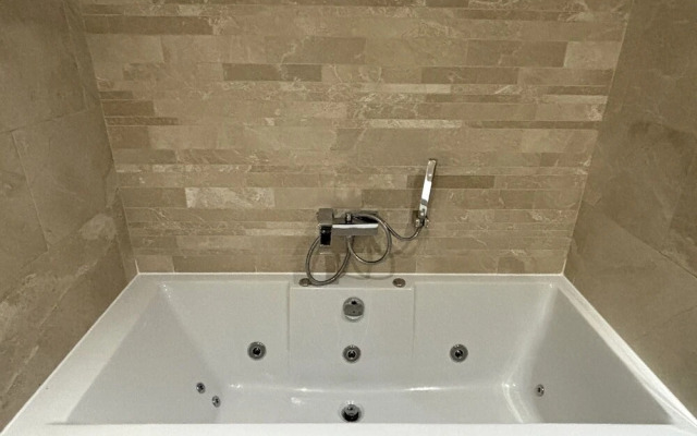 Spacious 3 bedroom house in Edgebaston