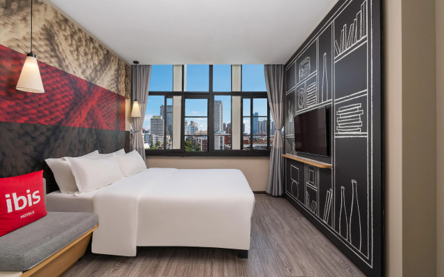 Ibis Kunming Beijing Rd