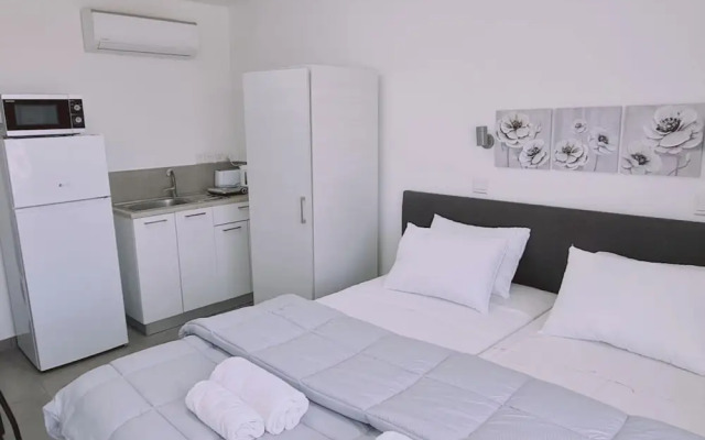100 AN - Napa Living 37