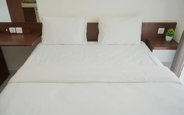 Spacious and Smart Studio Apartment at Sky House BSD