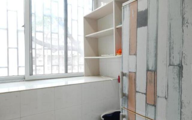 Charming Room-5 min to Subway