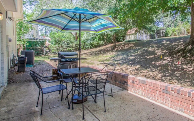 4 bedroom, Nightingale Lane