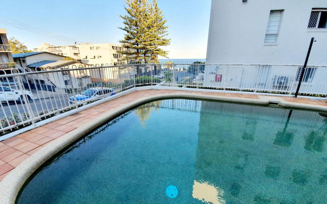 Pandanus Shores Kings Beach