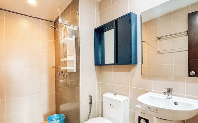 Spacious Comfort & Charm