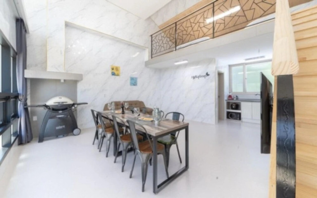 Yeosu Highlark Resort