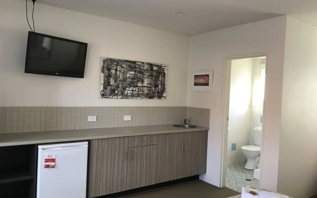 Thirroul Beach Motel